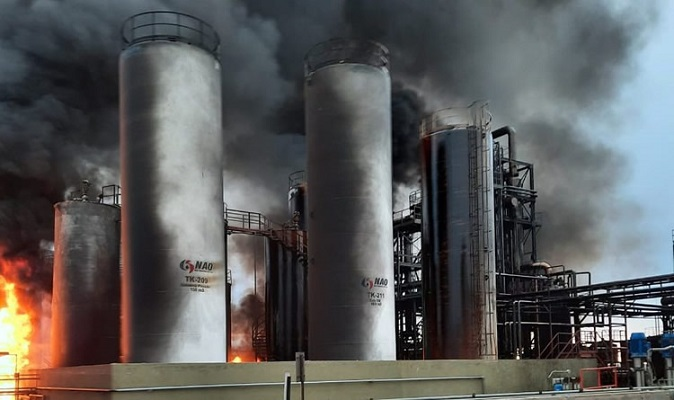 Analizan una actualización normativa a raíz del incendio en la refinería de Plaza Huincul