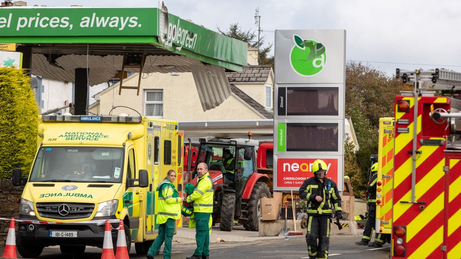 Ascienden a diez los muertos por la explosión de una estación de servicio en Irlanda